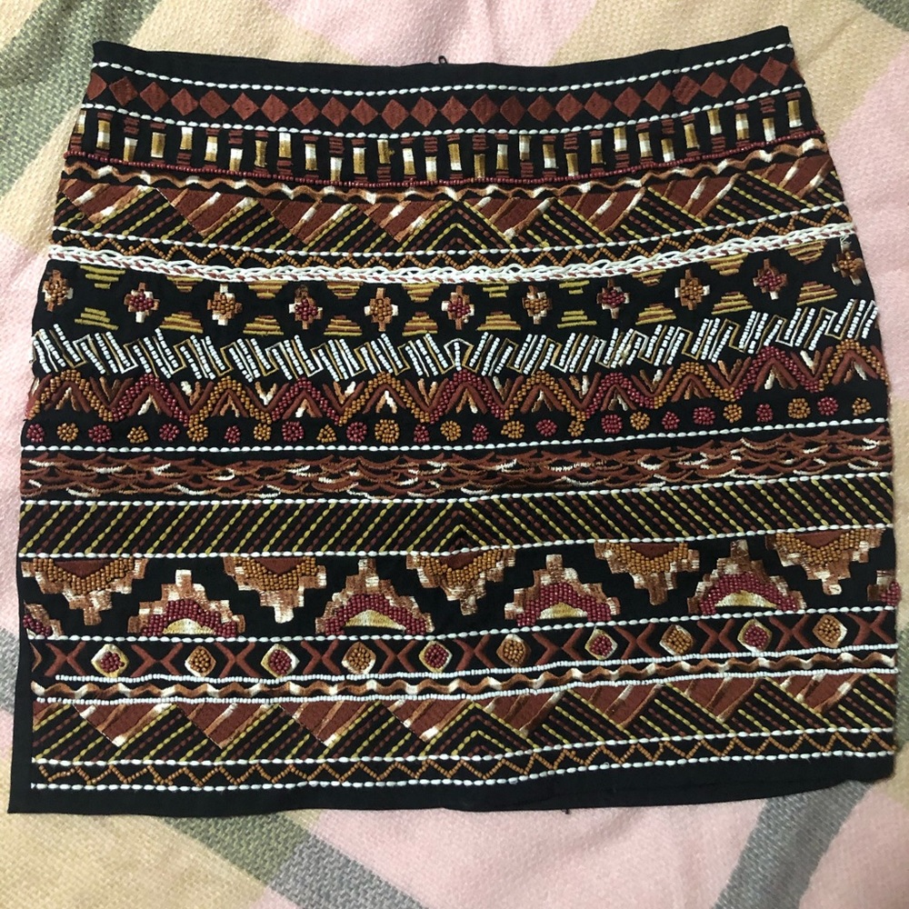H&M embroidered Mini Skirt